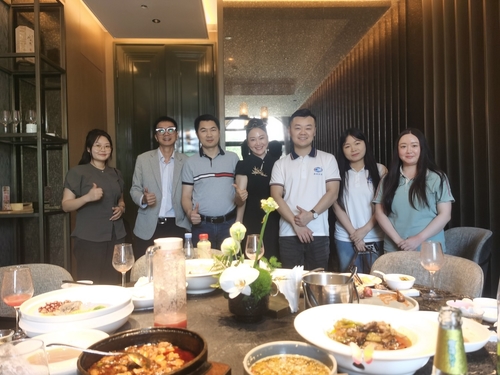 Latest company blogs about The Vietnamese Customer Visited Xinwei Factory
